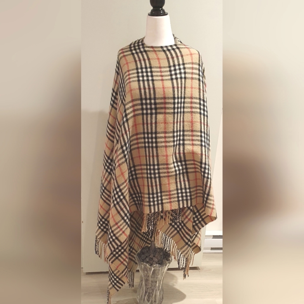 Ladies wool wrap